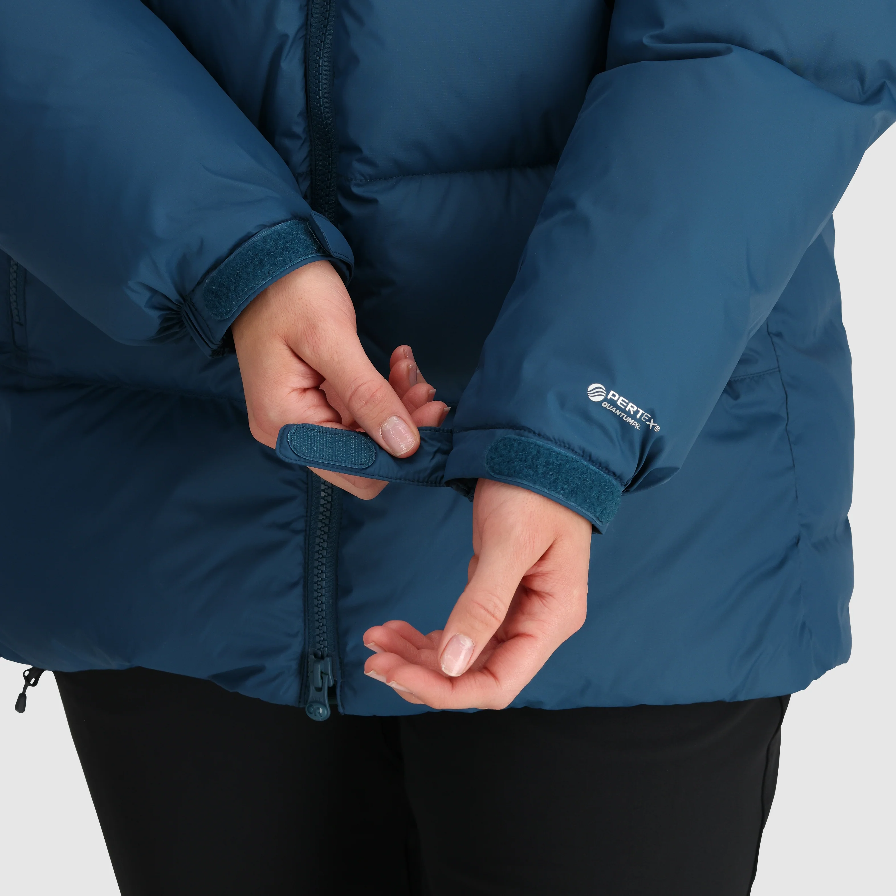 Women's Super Alpine Down Parka - Image 18