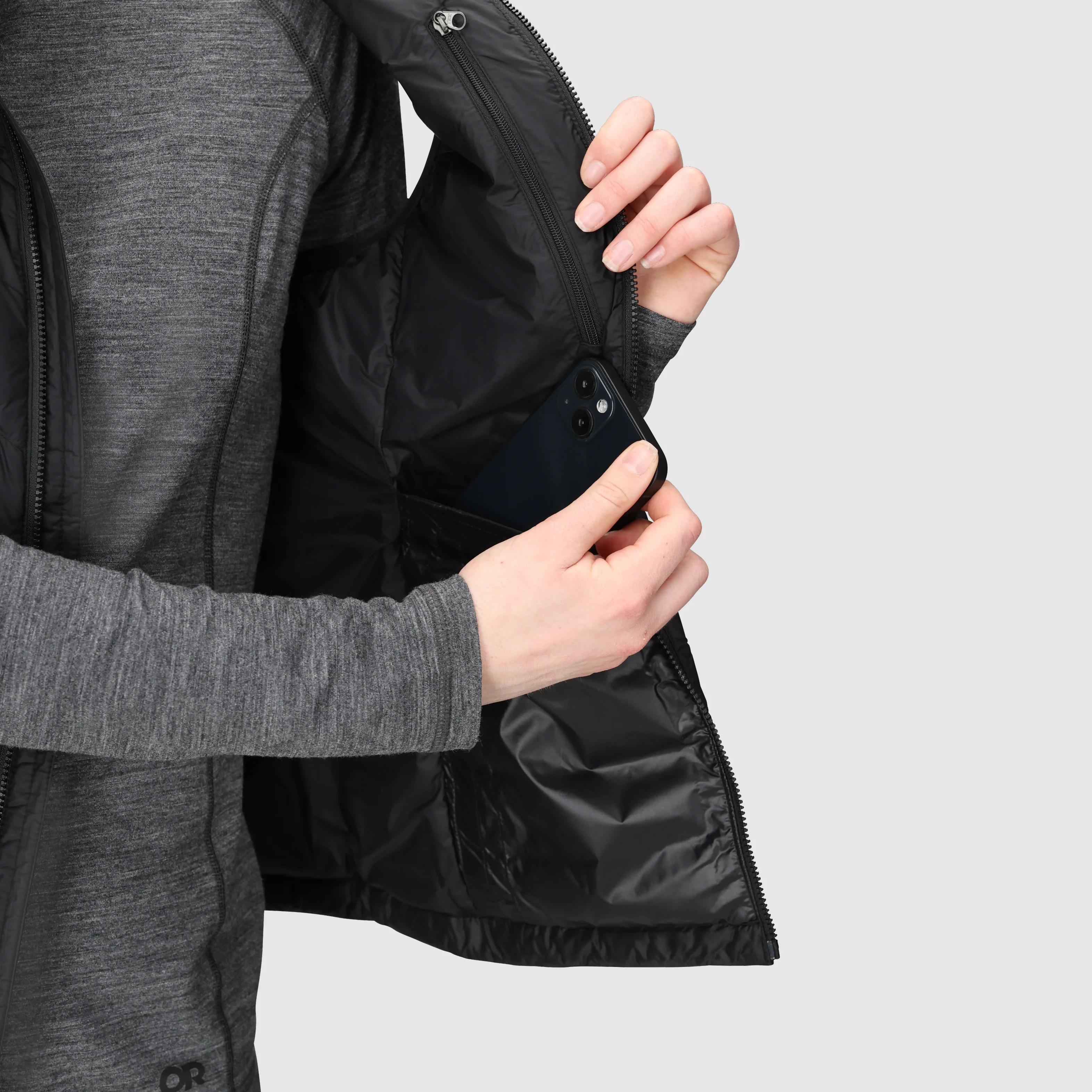 Women's Transcendent Down Vest - Image 10