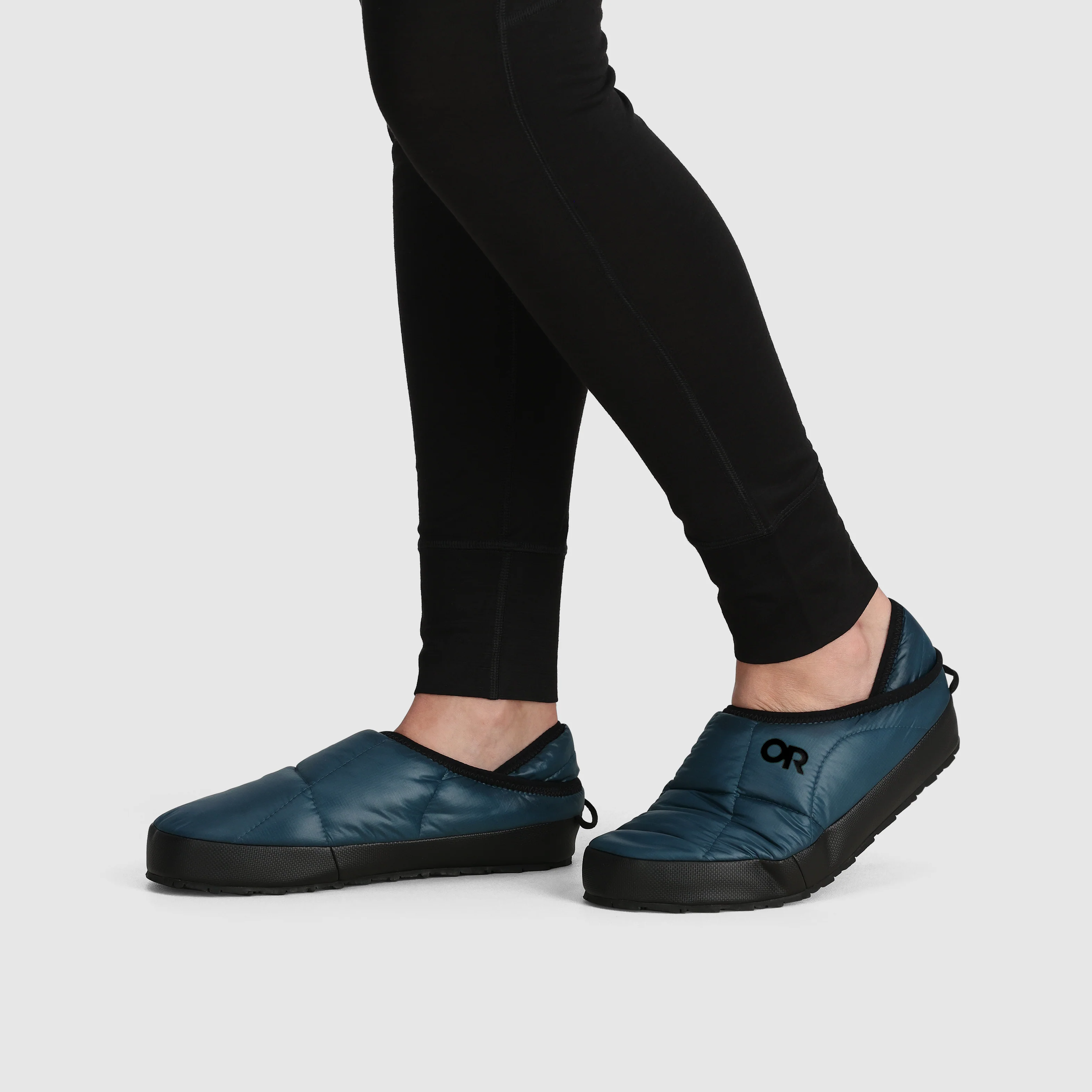 Women's Tundra Trax Slip-On Booties - Image 10